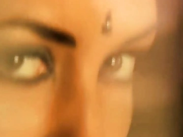 Bollywood Dancer Is So Foreigner