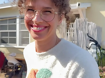 Stepmom Tests to See Even if I'm Gay