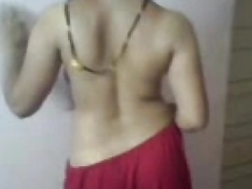 La matrigna insegna al suo figliastro a