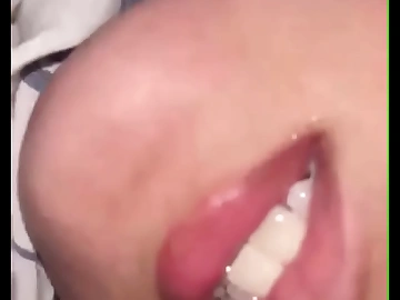 Tante porno Indonesia minta pijat untuk