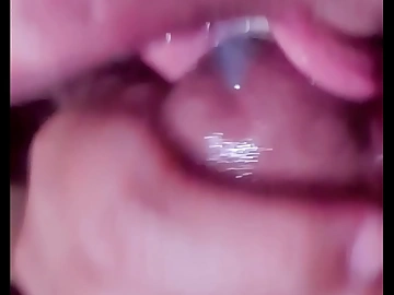 Nenek kata dia dahagakan air mani, saya