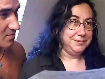 Loro invitano il vicino per