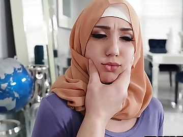 Arab teen maid with hijab Violet Gems