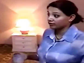 بينكها فى خرم طيزها